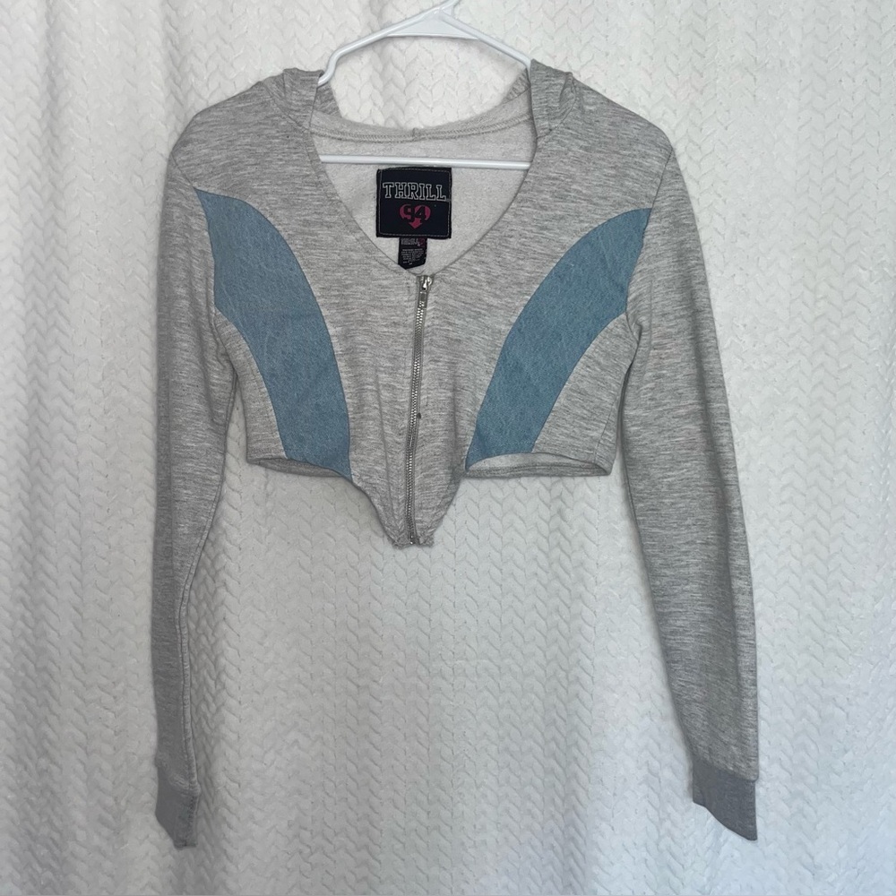 Thrill Gray and Blue Women's Cropped Hoodie